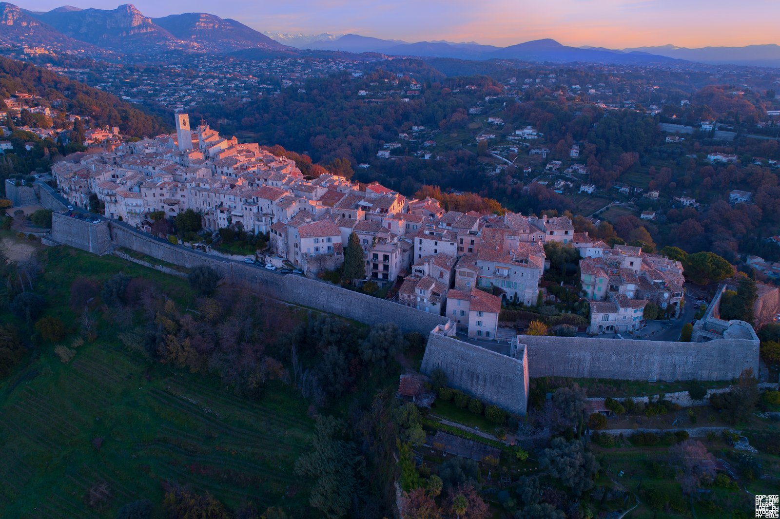 Vue du village perché de Saint-Paul-de-Vence
