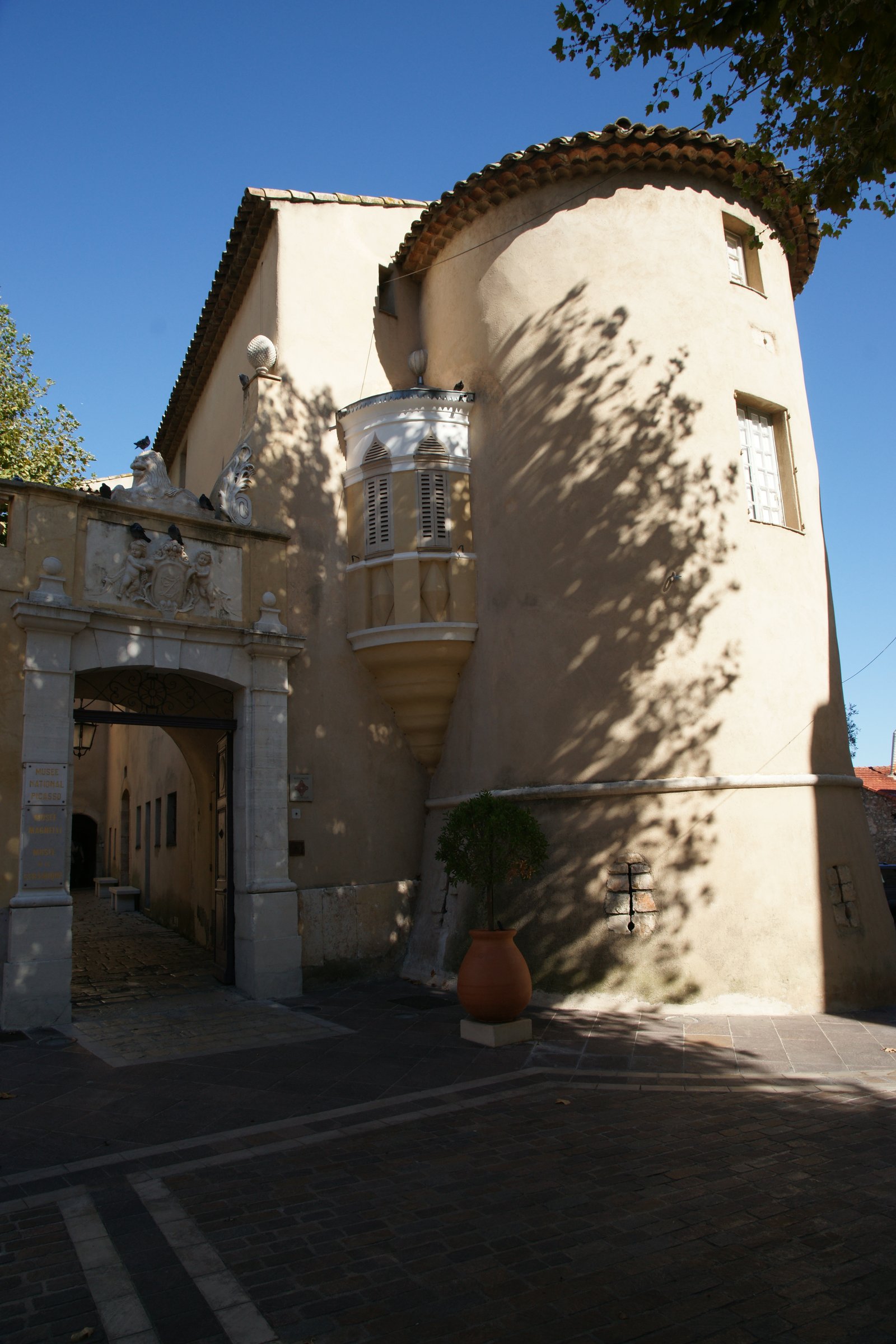 Château de Vallauris - Musée national Picasso La Guerre et la Paix